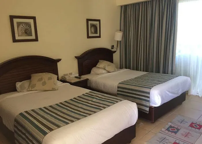 Sunrise Juman Beach Resort 4* Хургада
