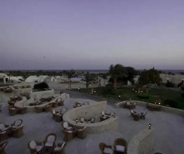 Sunrise Juman Beach Resort 4* Хургада