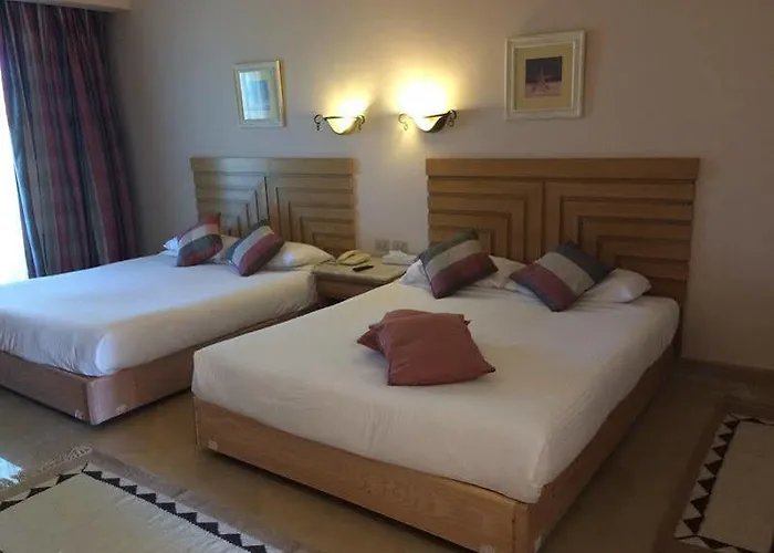 Sunrise Juman Beach Resort 4* Хургада
