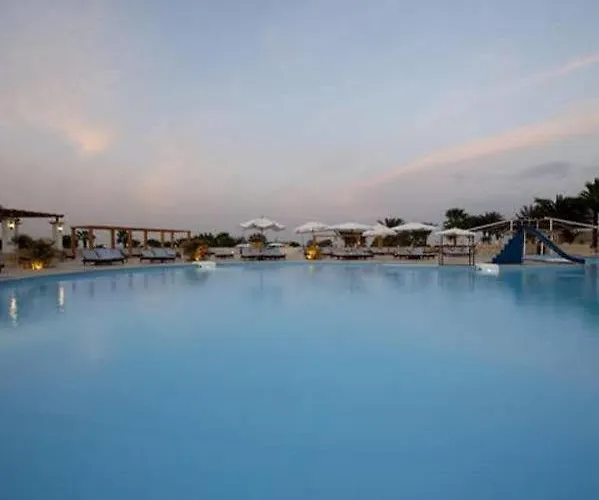 Sunrise Juman Beach Resort 4* Хургада